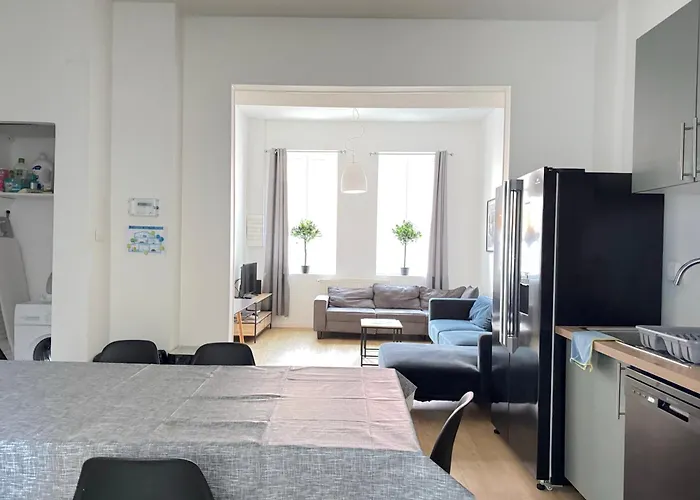 Les Arts 4 Sdb Privatif 1 Er Etage Maison d'hôtes 3*